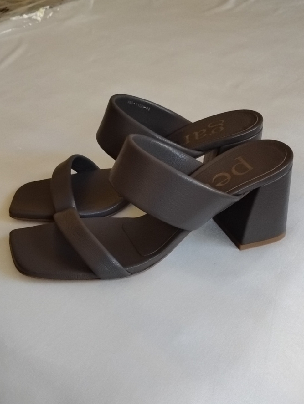 NWOB Pedro Garcia Leather 3" Block Heel Slip On Sandals 40 Dark Taupe